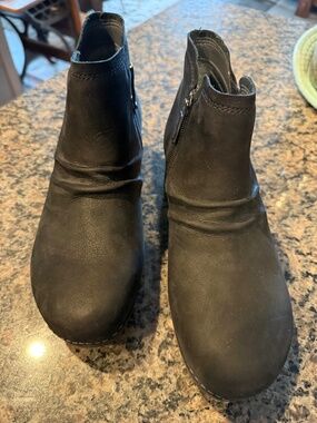 Dansko Taupe Suede Ankle Booties, Size 9